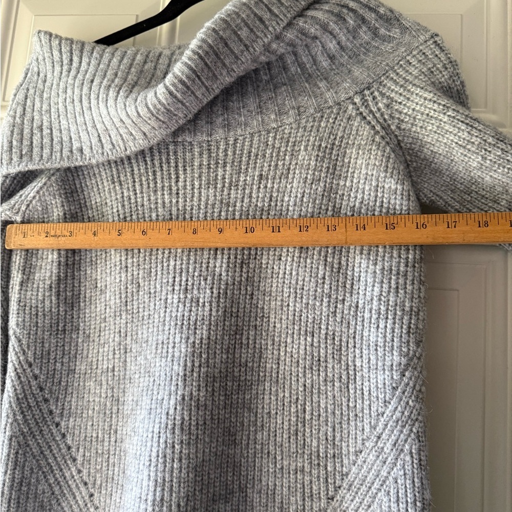 PILCRO off the shoulder sweater - Picture 6 of 8